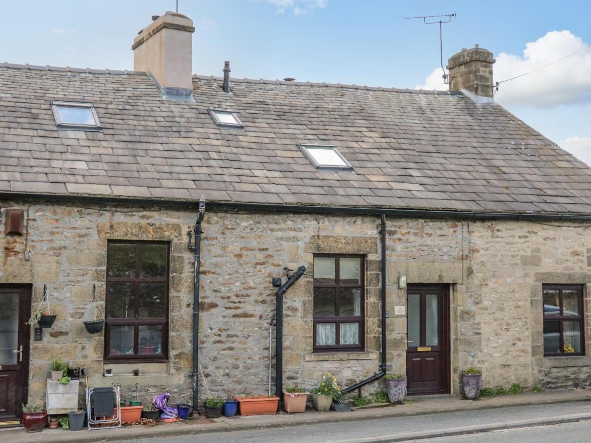 Watershed Cottage Settle Esterno foto