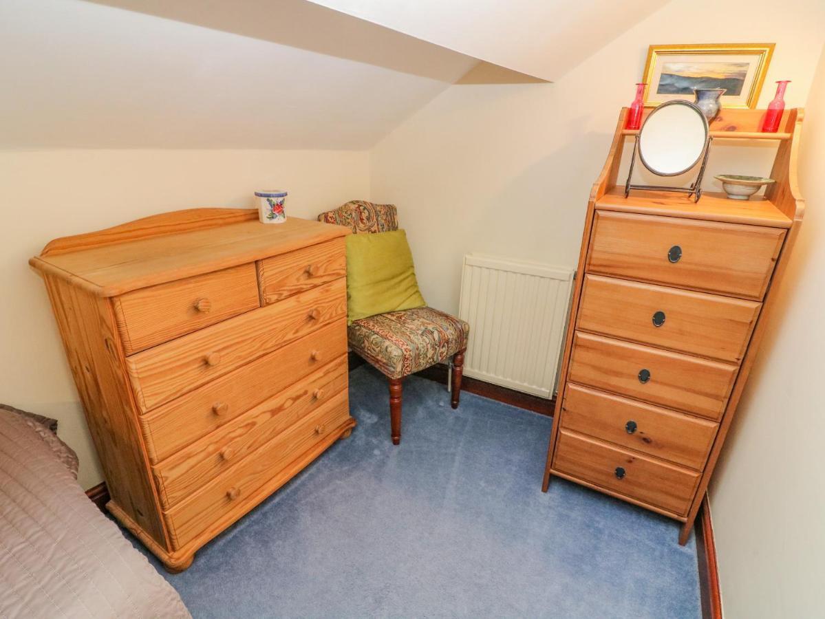 Watershed Cottage Settle Esterno foto